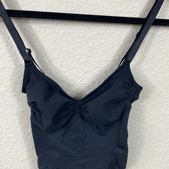 New Skims Seamless Everyday Sculpt Thong Bodysuit Shapewear Black Sz L - Picture 3 of 7